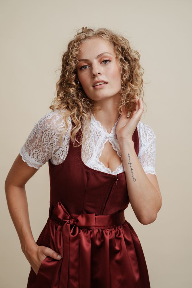 Samt-Dirndl Rot